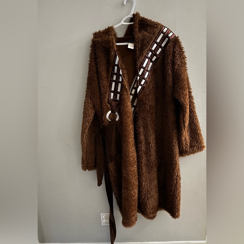 Star Wars Chewbacca Adult Men Women Plush Bathrobe Brown Fleece Hood and Belt - Picture 2 of 7